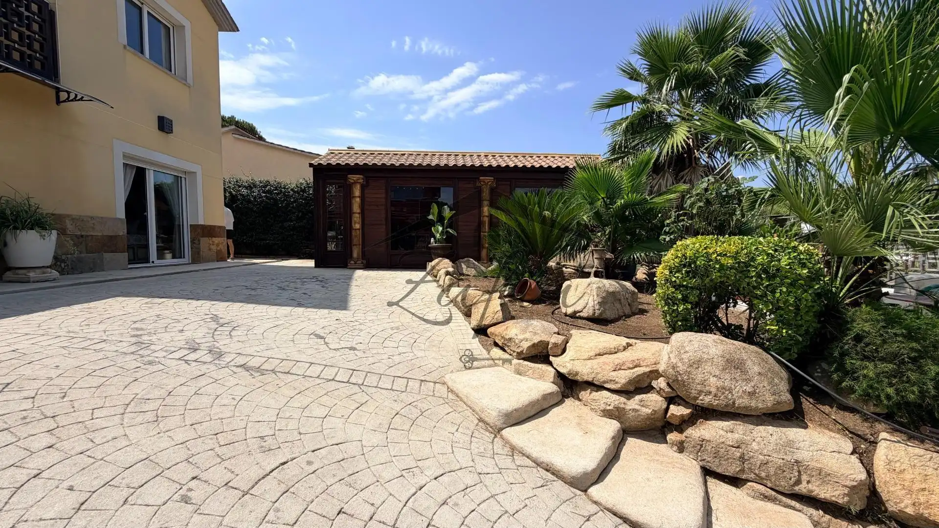Casa con balcón en venta en Carrer Carrer Montjuïc, imagen 4