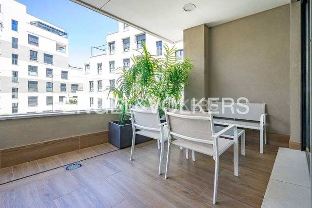 Apartamento en Alquiler en Avenida de Isabel de Valois en Sanchinarro