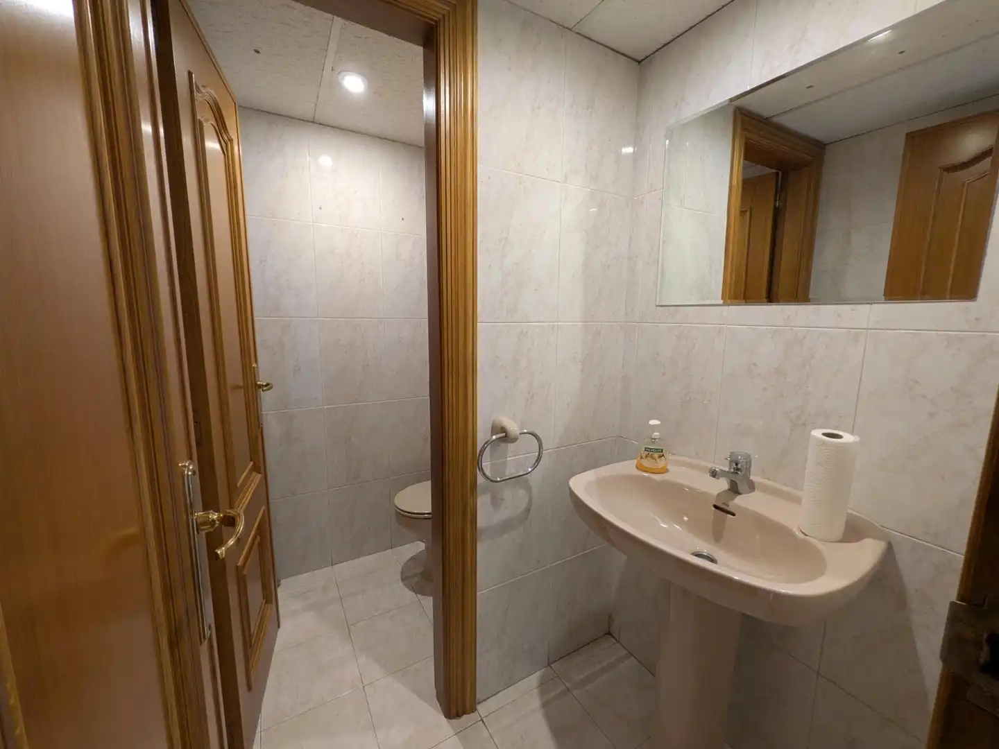 Bathroom of Commercial properties for rent in Castellón de la Plana / Castelló de la Plana