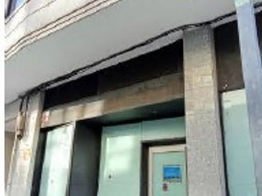 Local comercial en venta en Av. Dr. Touron