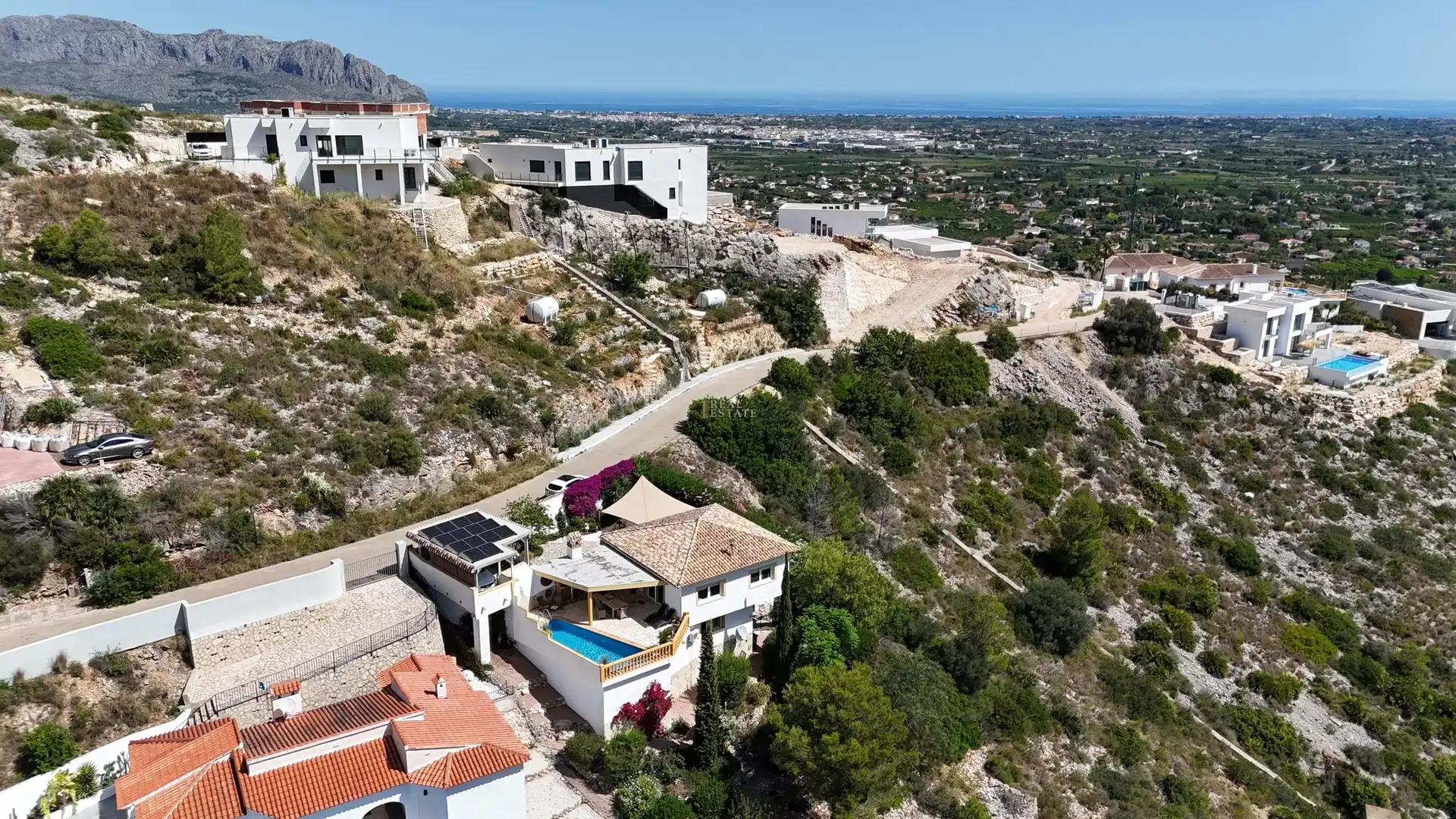 Casa amb terrassa en venda a Carrer Riu D'Alcoi, imagen 2