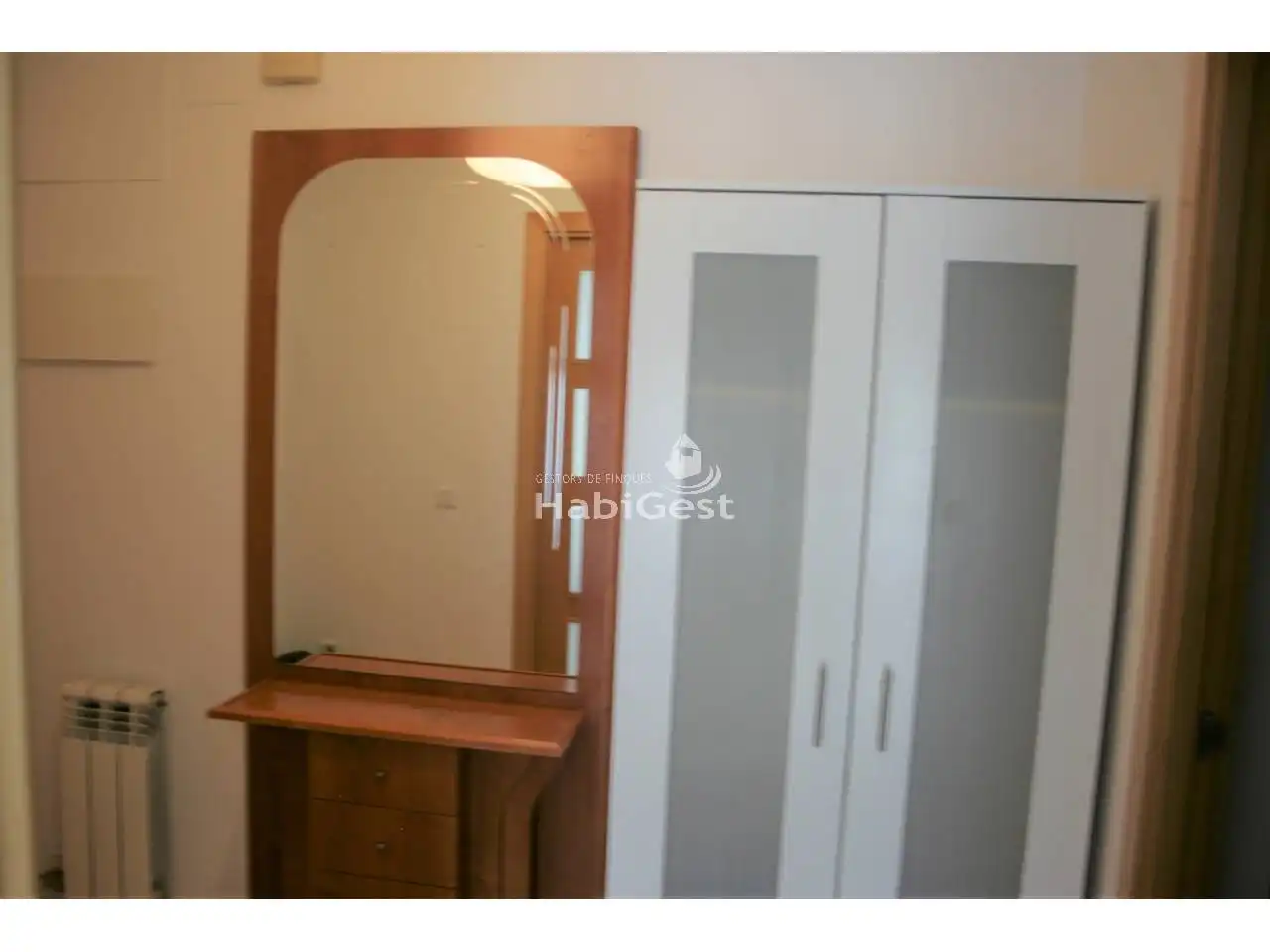 Schlafzimmer von Wohnung zum Verkauf in Girona mit Heizung, Möbliert und Balkon