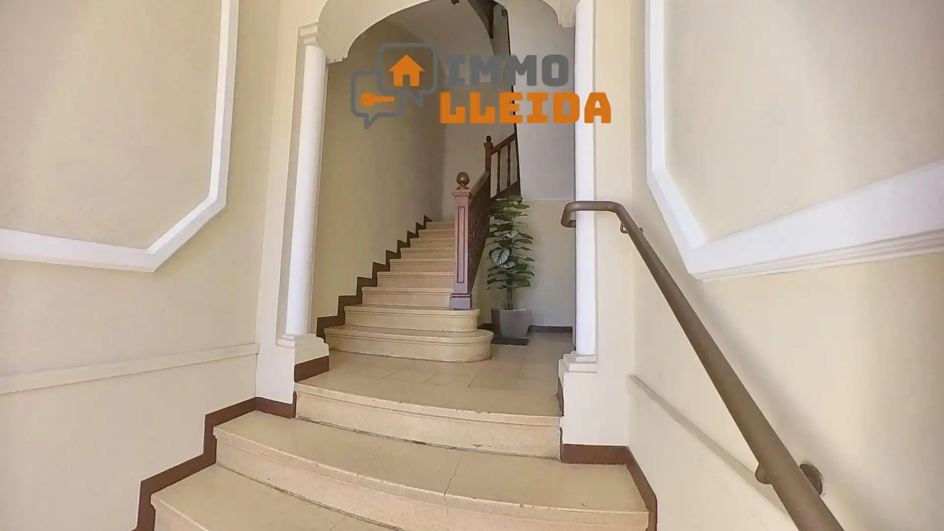 Piso en venta en Balaguer con Calefacción, Jardín privado y Terraza