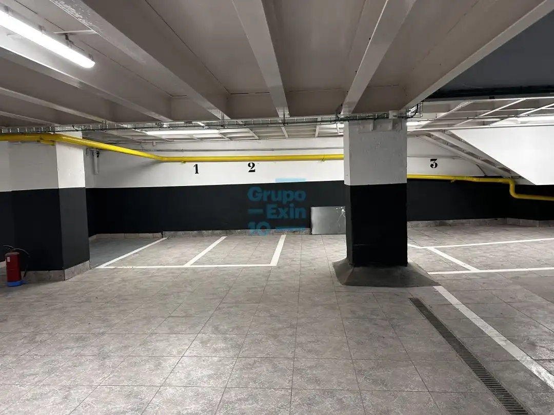 Parcheggio in vendita a Antiguo, imagen 2