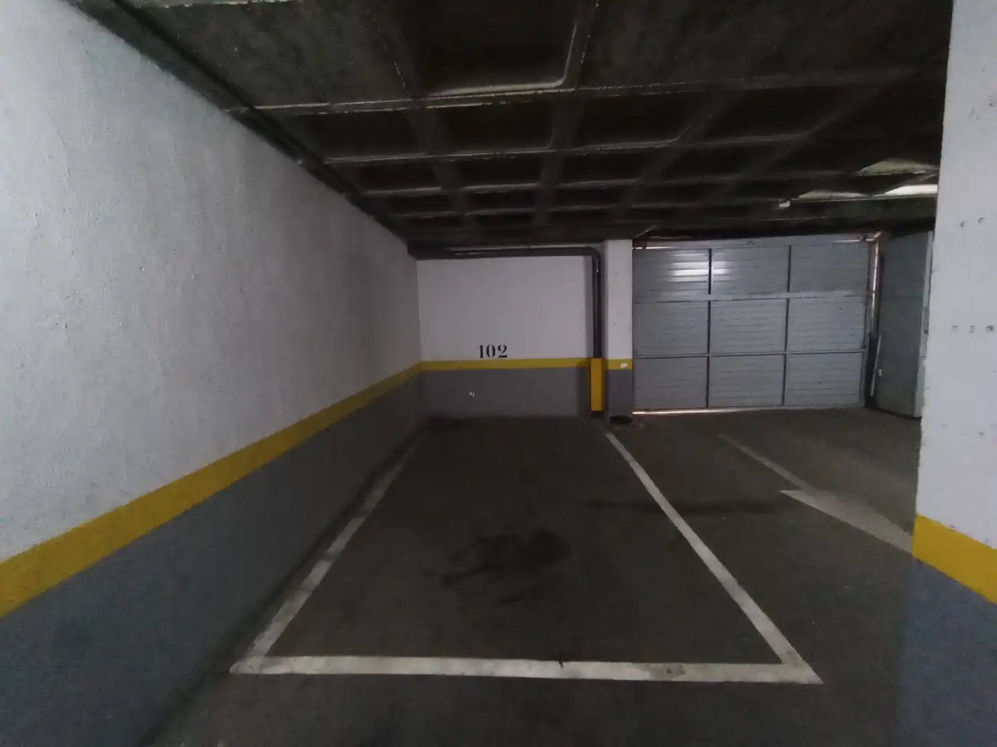 Parkplatz von Wohnung zur Miete in Madrid mit Klimaanlage, Heizung und Abstellraum
