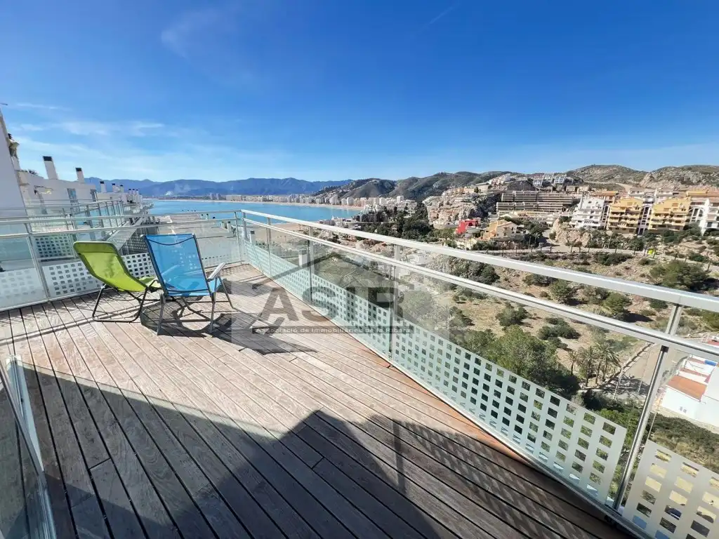 Chalet con piscina en venta en Calle Serra De Mariola, imagen 2