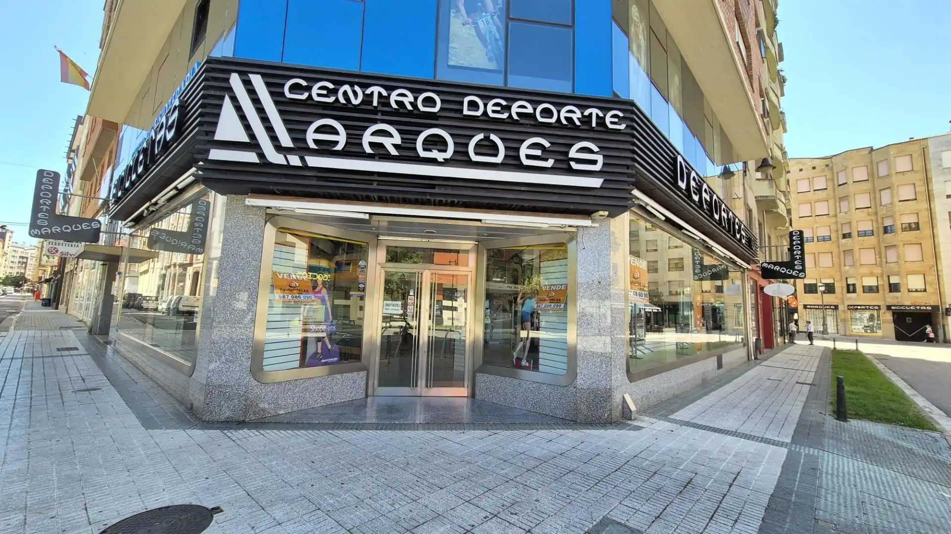 Local comercial en venda a Calle ave maria  en  ponferrada 31, imagen 2