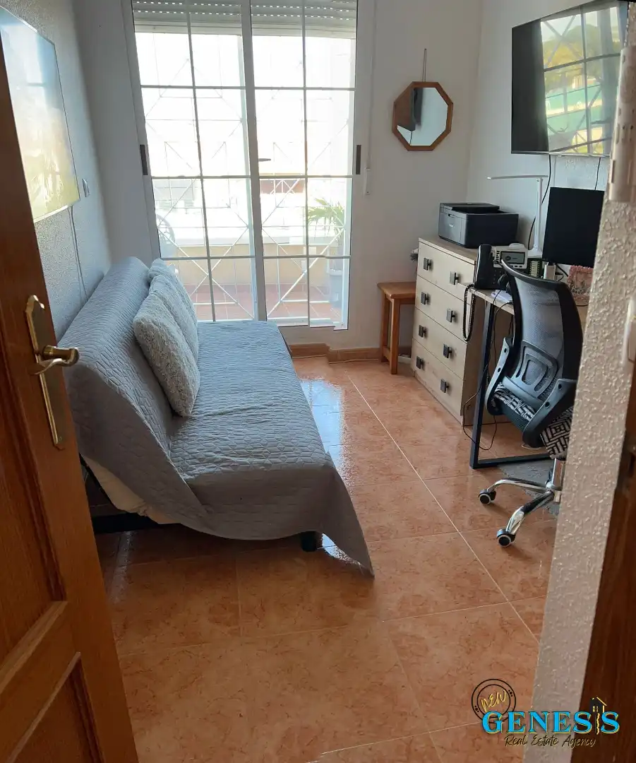 Semi-detached house with terrace for sale in Calle del Lago 45, imagen 11