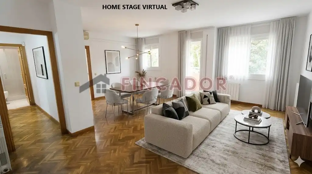 Sala de estar de Piso en venta en Cornellà de Llobregat con Calefacción, Parquet y Balcón
