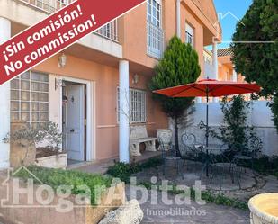 Exterior view of Single-family semi-detached for sale in Venta del Moro  with Terrace