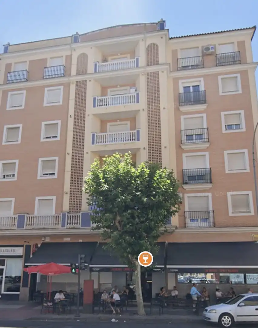 Vista exterior de Pis en venda en Badajoz amb Calefacció i Traster