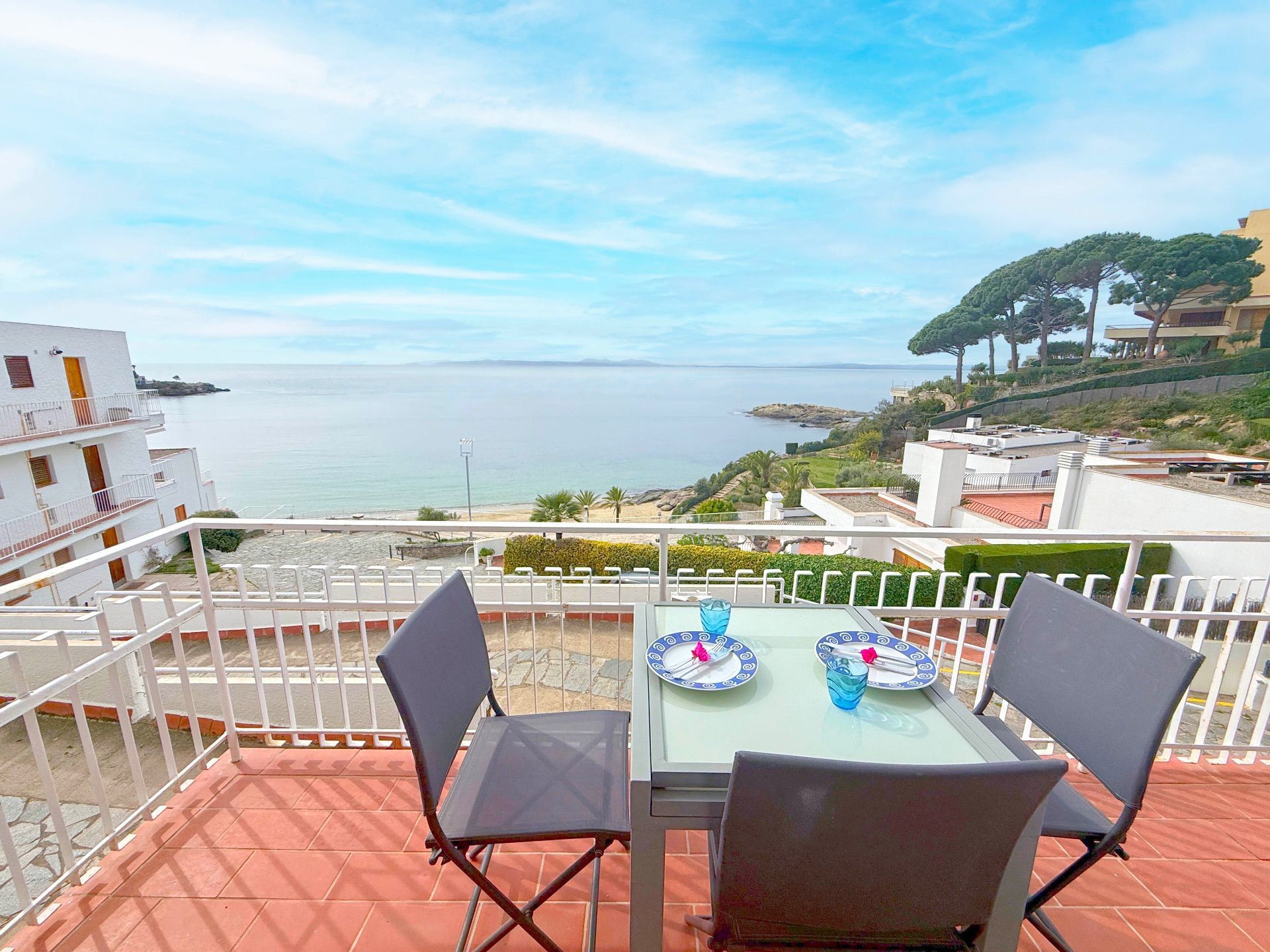 Terrasse von Wohnungen zum Verkauf in Roses mit Klimaanlage, Heizung und Terrasse