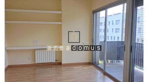 Foto 4 de Piso en venta en De Joana Raspall, Centre - Can Nadal, Sant Feliu de Llobregat