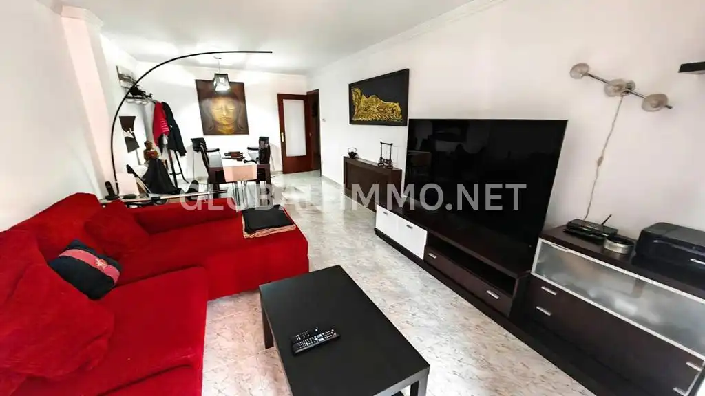 Sala de estar de Apartamento en venta en Roses con Calefacción, Terraza y Amueblado