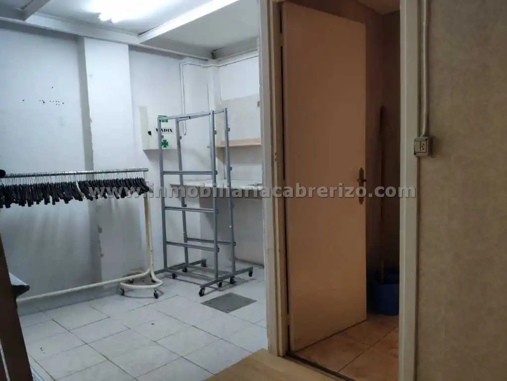 Local comercial de lloguer a Oeste, imagen 19
