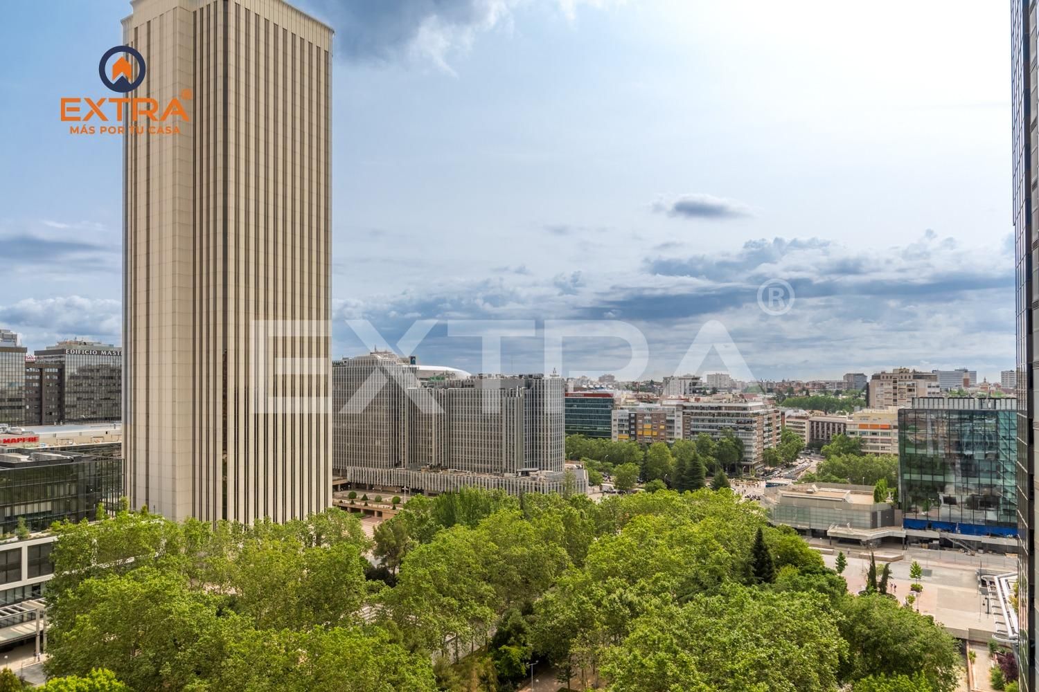 Vista exterior de Pis en venda en  Madrid Capital amb Aire condicionat, Calefacció i Parquet