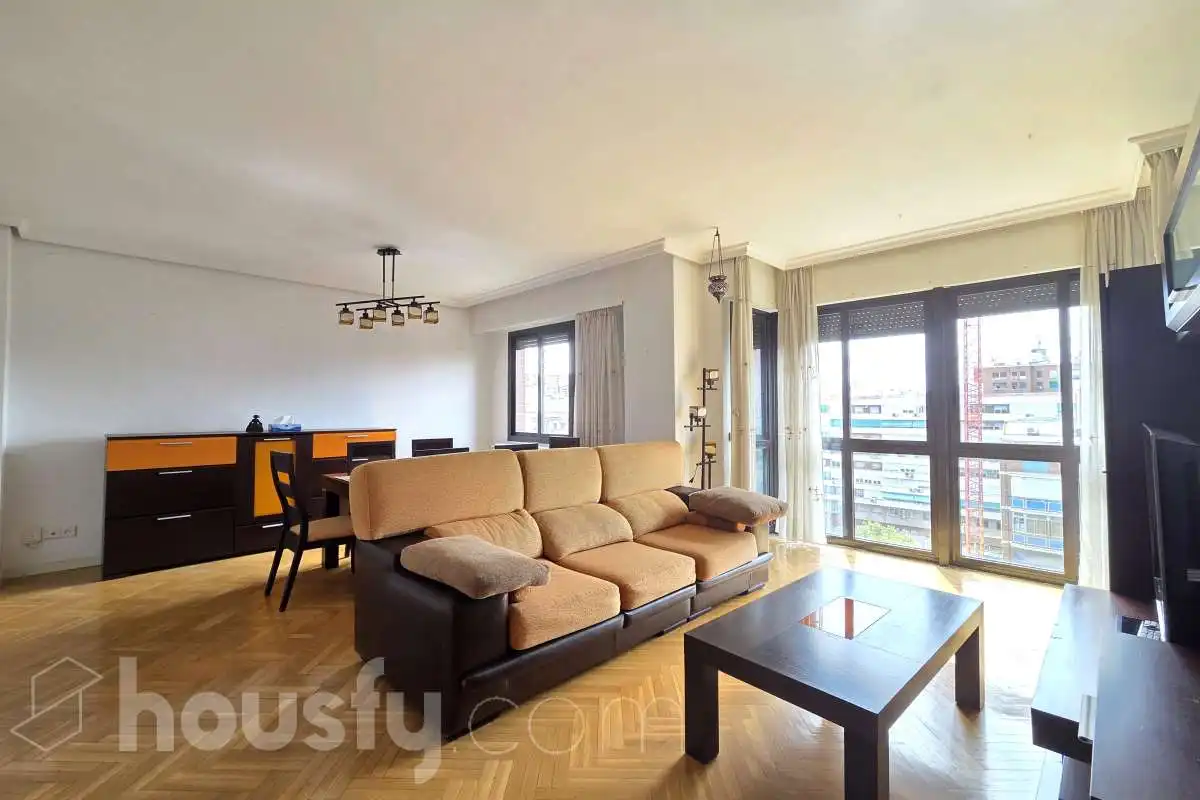 Wohnung zur Miete in Calle del Corazón de María, Prosperidad