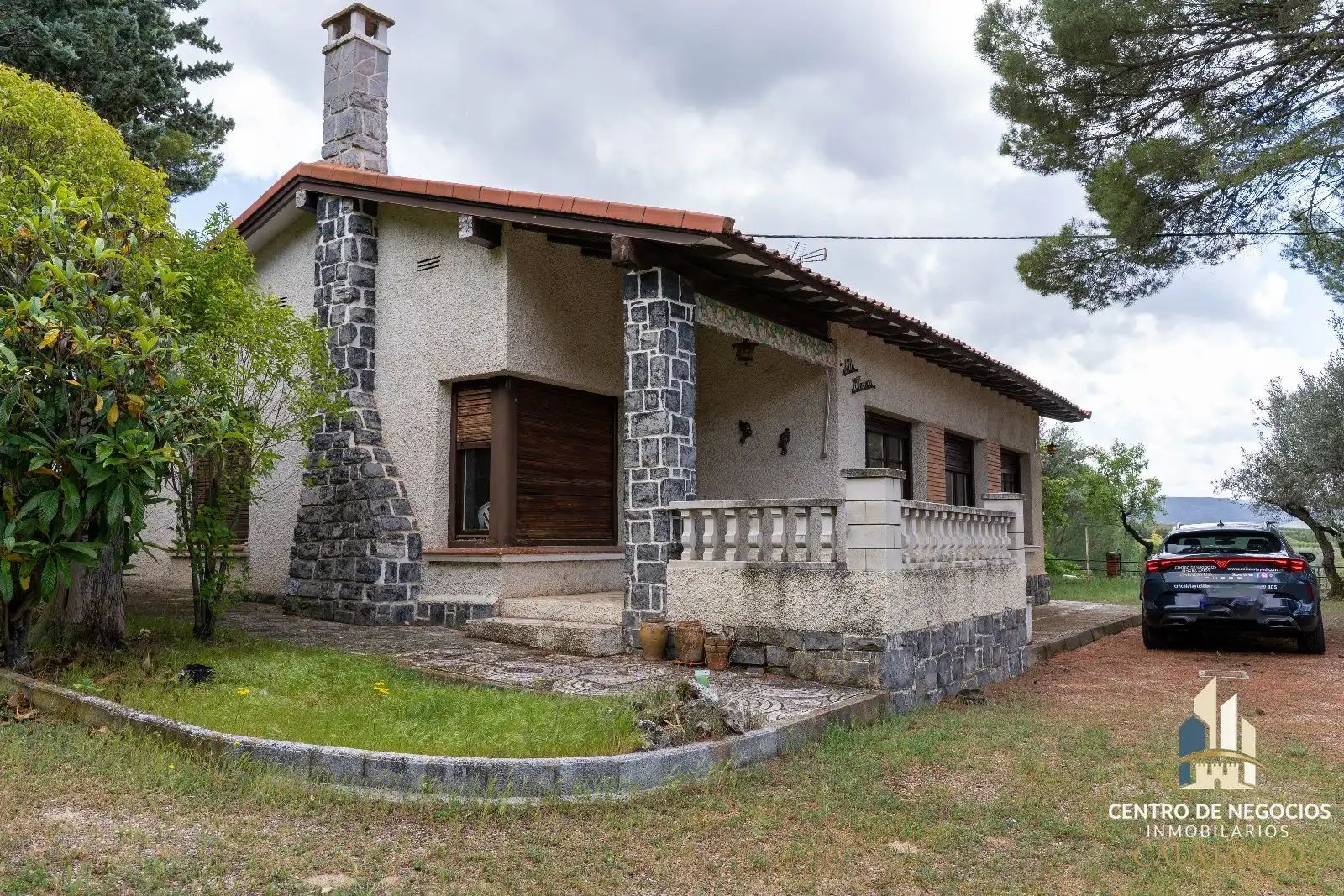 Vista exterior de Casa o xalet en venda en Calatayud amb Calefacció i Piscina