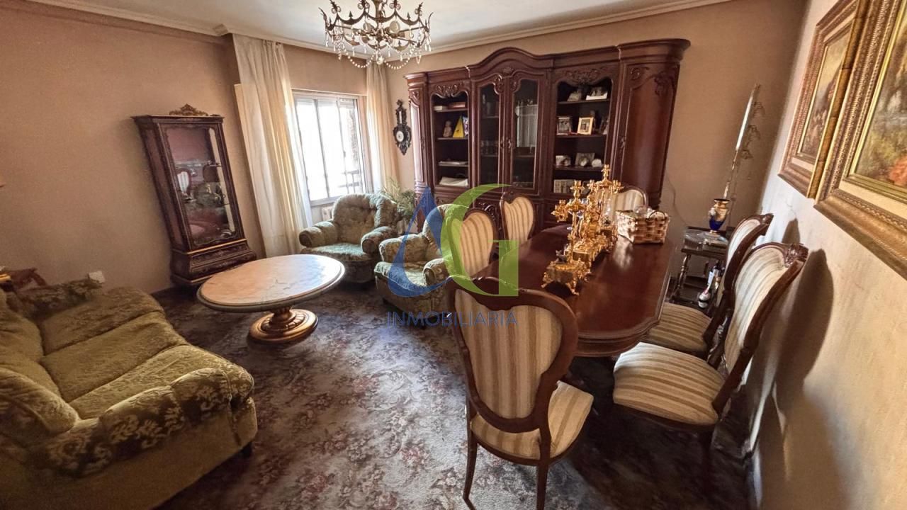 Dining room of Flat for sale in León Capital   with Heating