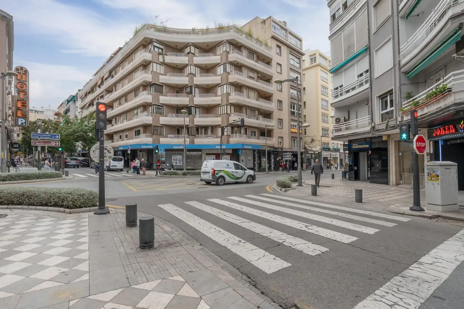 Außenansicht von Wohnung zum Verkauf in Granada mit Klimaanlage
