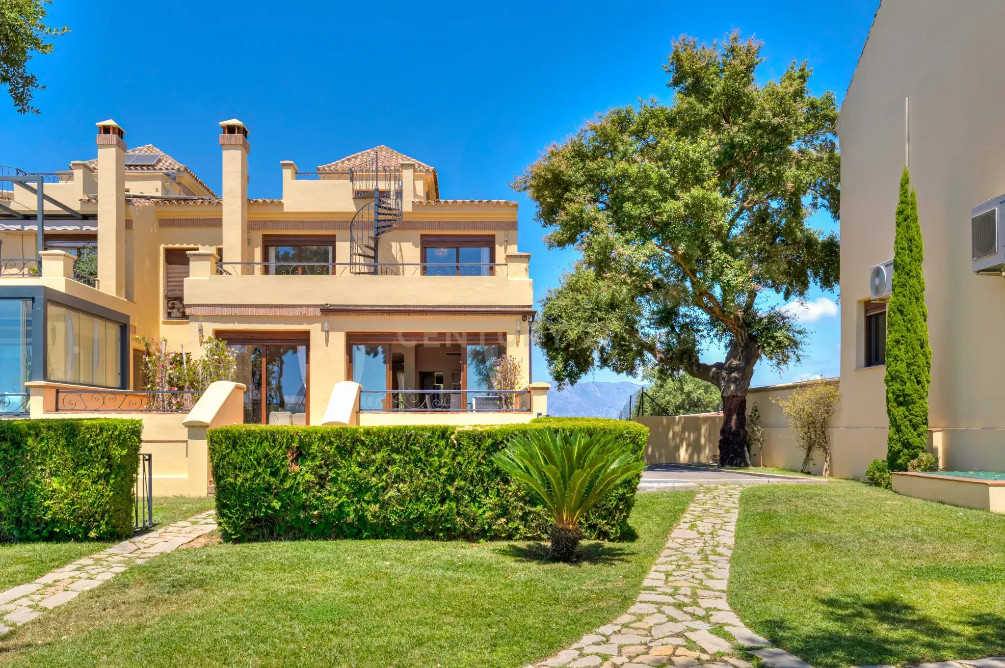 Garden of Single-family semi-detached for sale in Ojén  with Air Conditioner, Storage room and Alarm