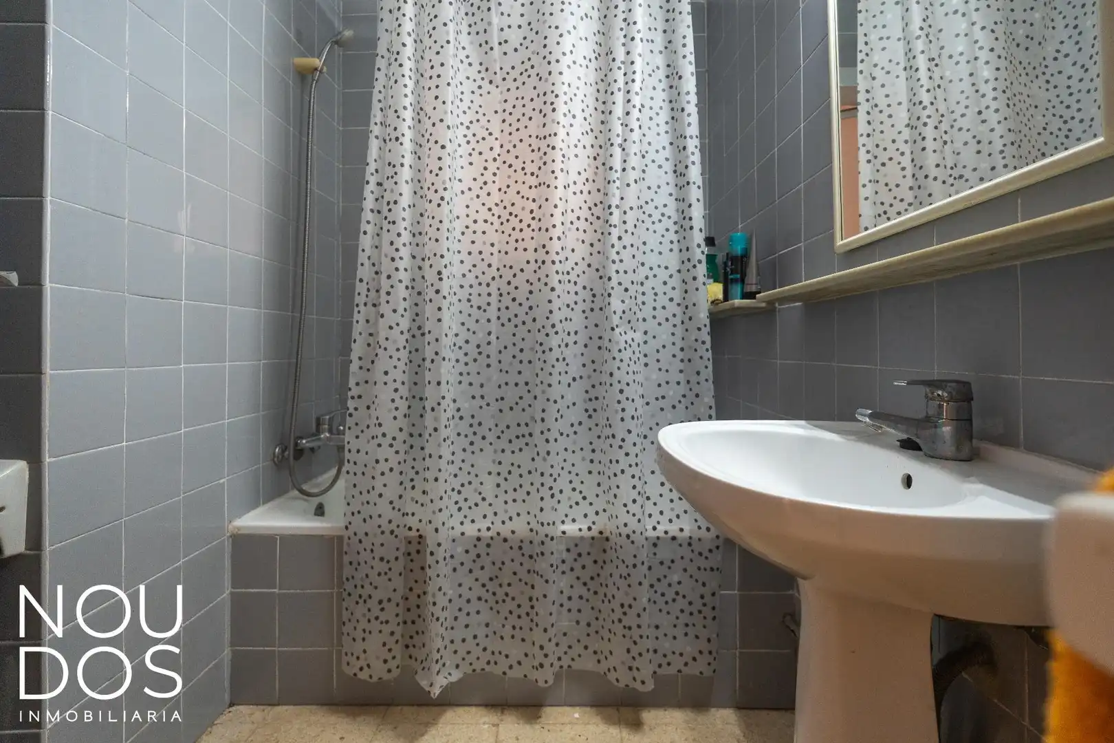 Baño de Piso en venta en  Palma de Mallorca con Terraza y Balcón
