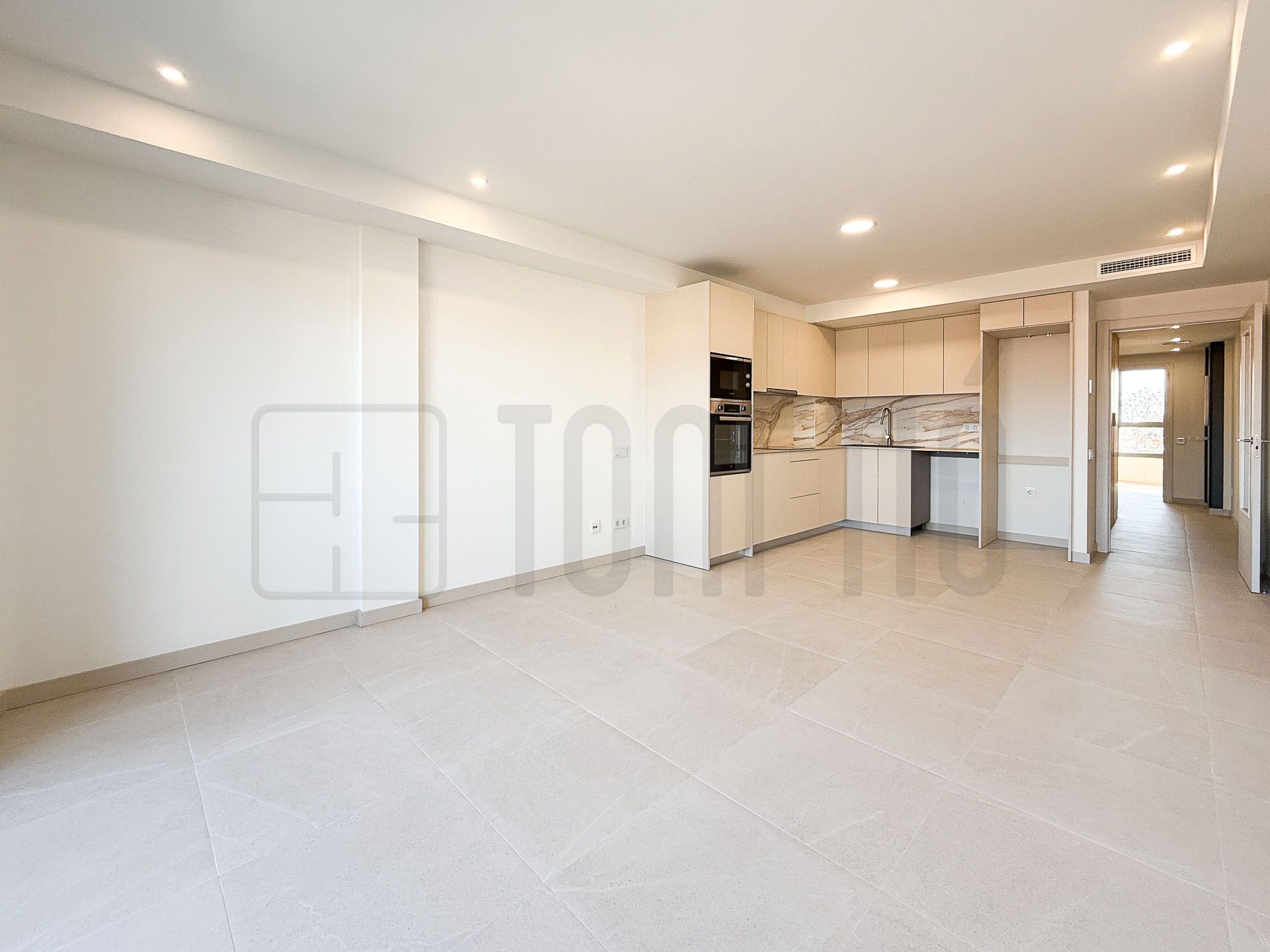 Cuina de Apartament en venda en Sabadell amb Aire condicionat, Calefacció i Forn