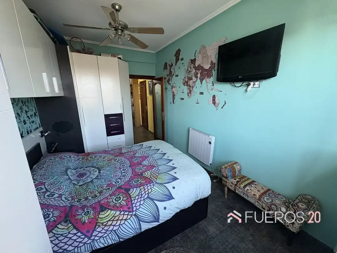 Piso con ascensor en venta en Bagatza - San Vicente, imagen 3