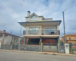 Außenansicht von Haus oder Chalet zum verkauf in Breda mit Heizung, Privatgarten und Terrasse