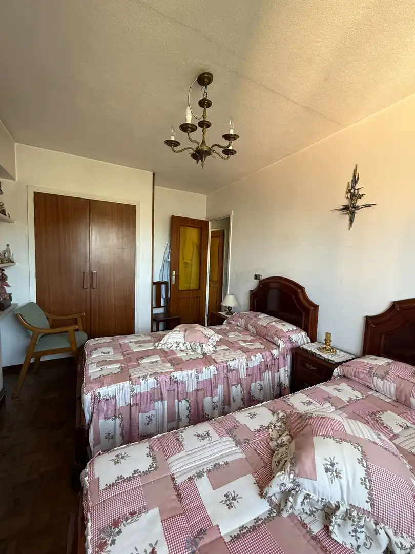 Habitación de Piso en venta en A Coruña Capital  con Calefacción