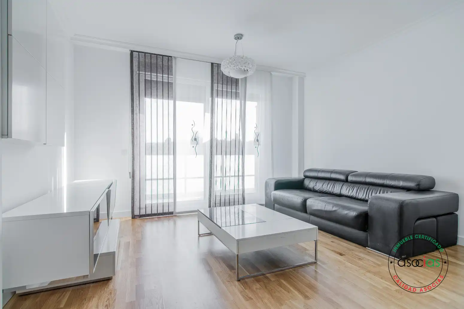 Living room of Flat for sale in Gijón   with Heating, Terrace and Storage room