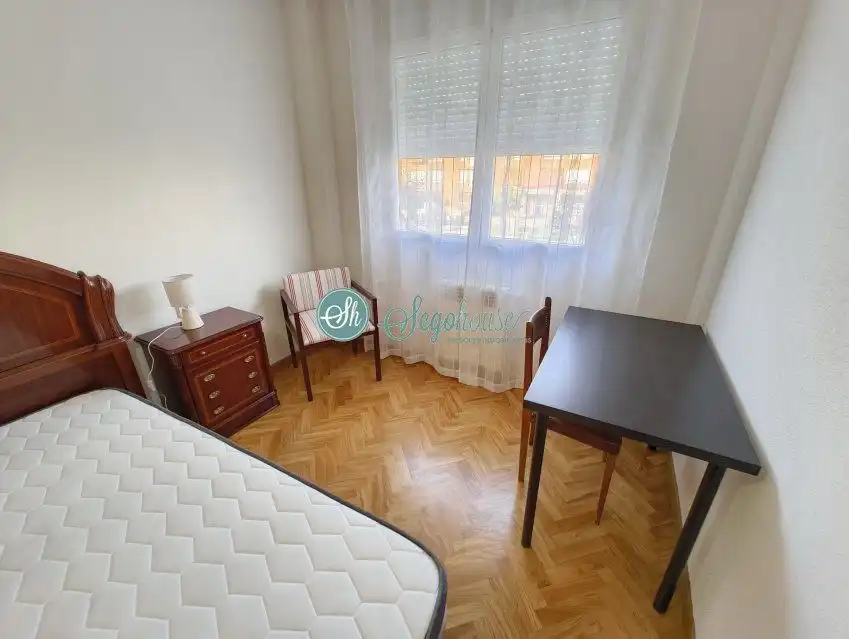 Schlafzimmer von Wohnung zur Miete in Segovia mit Heizung, Parkett und Terrasse