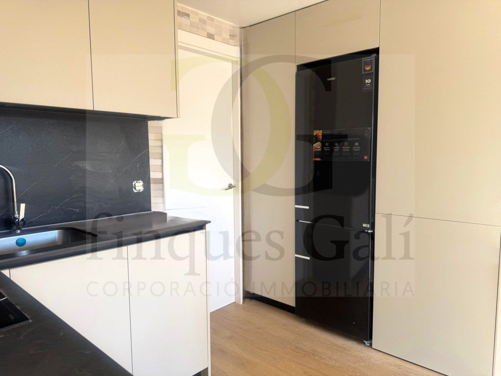 Cuina de Dúplex en venda en Sant Fruitós de Bages amb Aire condicionat, Forn i Rentadora