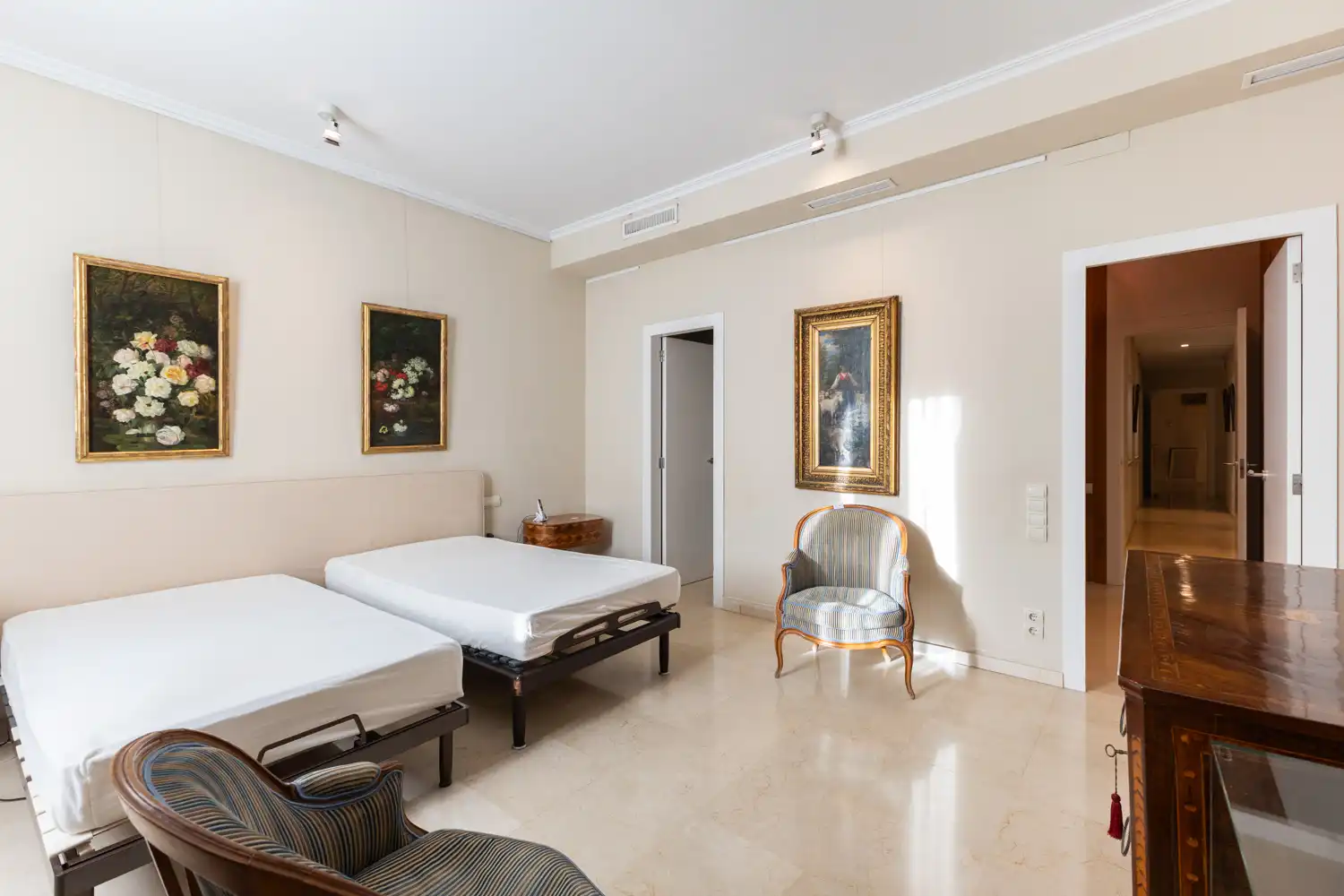Habitación de Piso en venta en Valencia con Aire acondicionado, Calefacción y Trastero