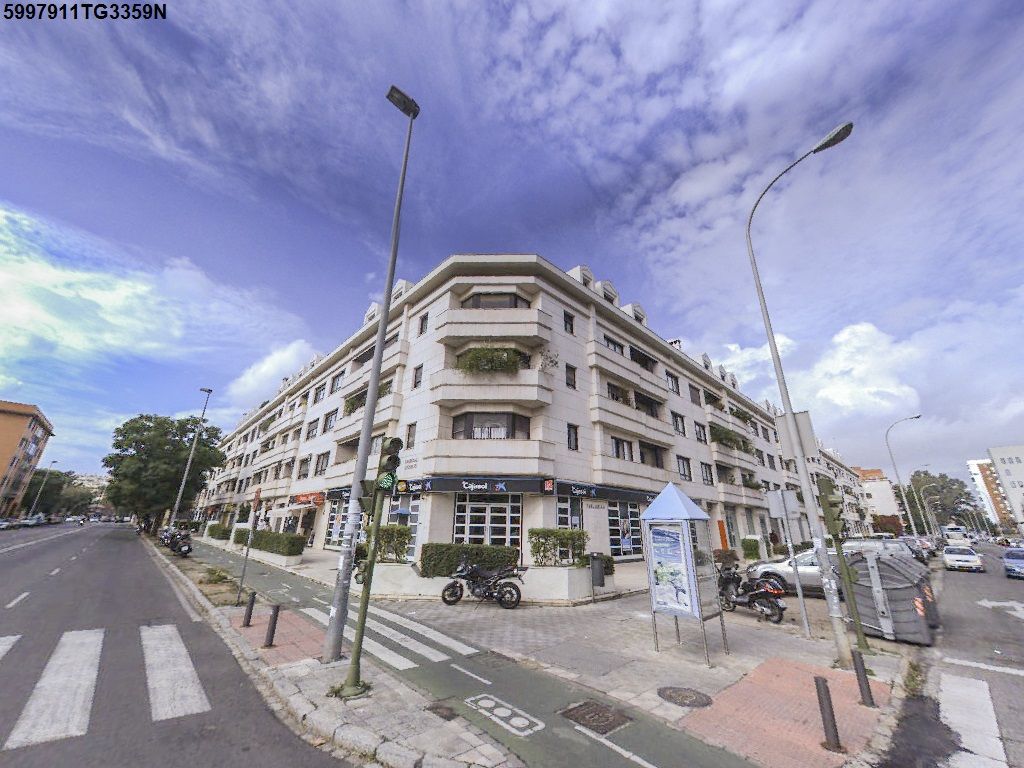 Vista exterior de Traster en venda en  Sevilla Capital