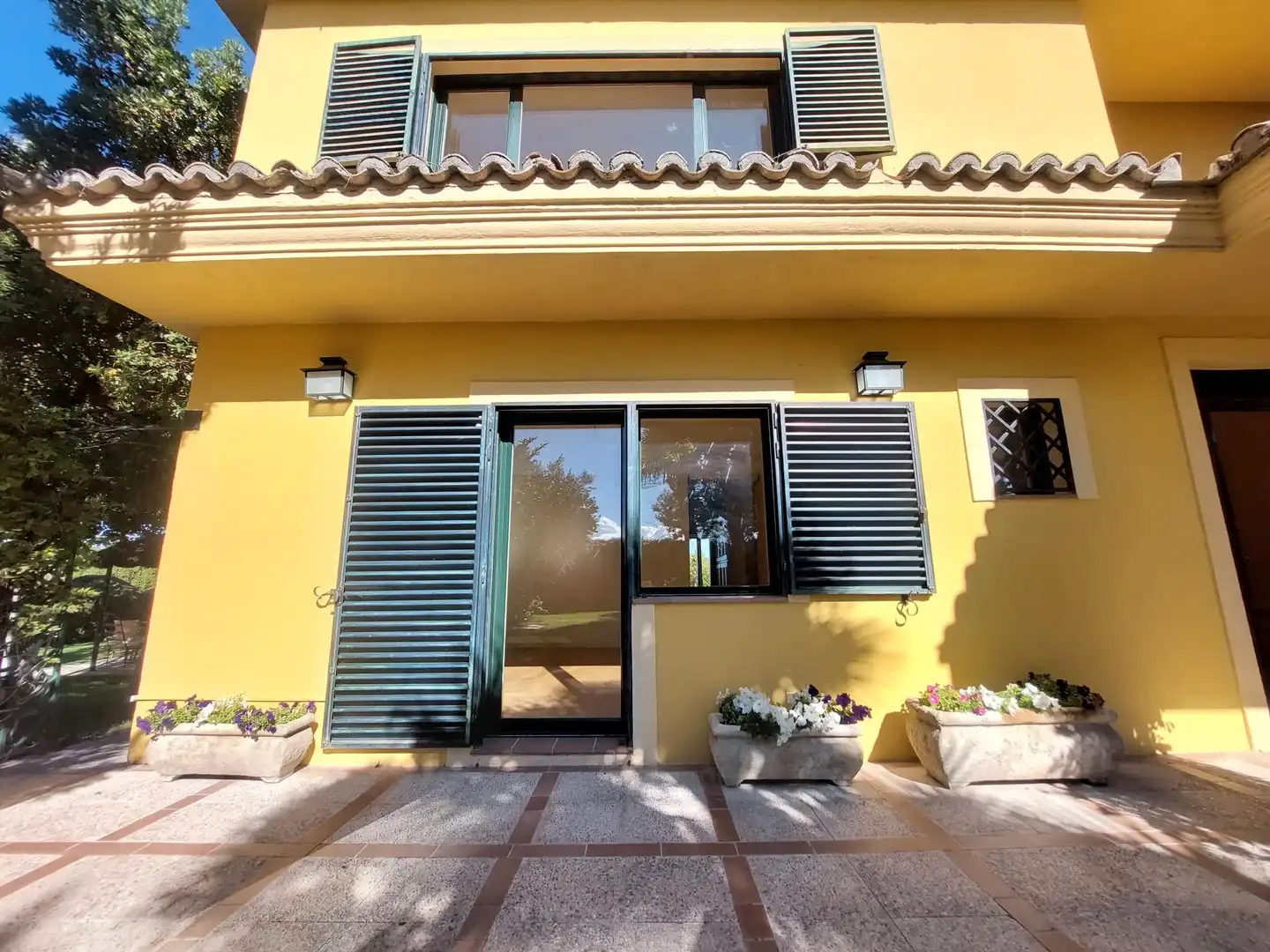 Exterior view of Houses for rent in Ciudalcampo  with Heating, Private garden and Terrace