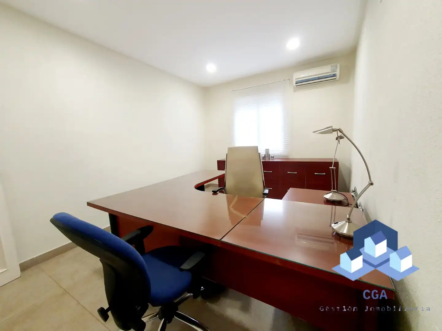 Büro zur Miete in Lorca mit Klimaanlage, Möbliert und Internet