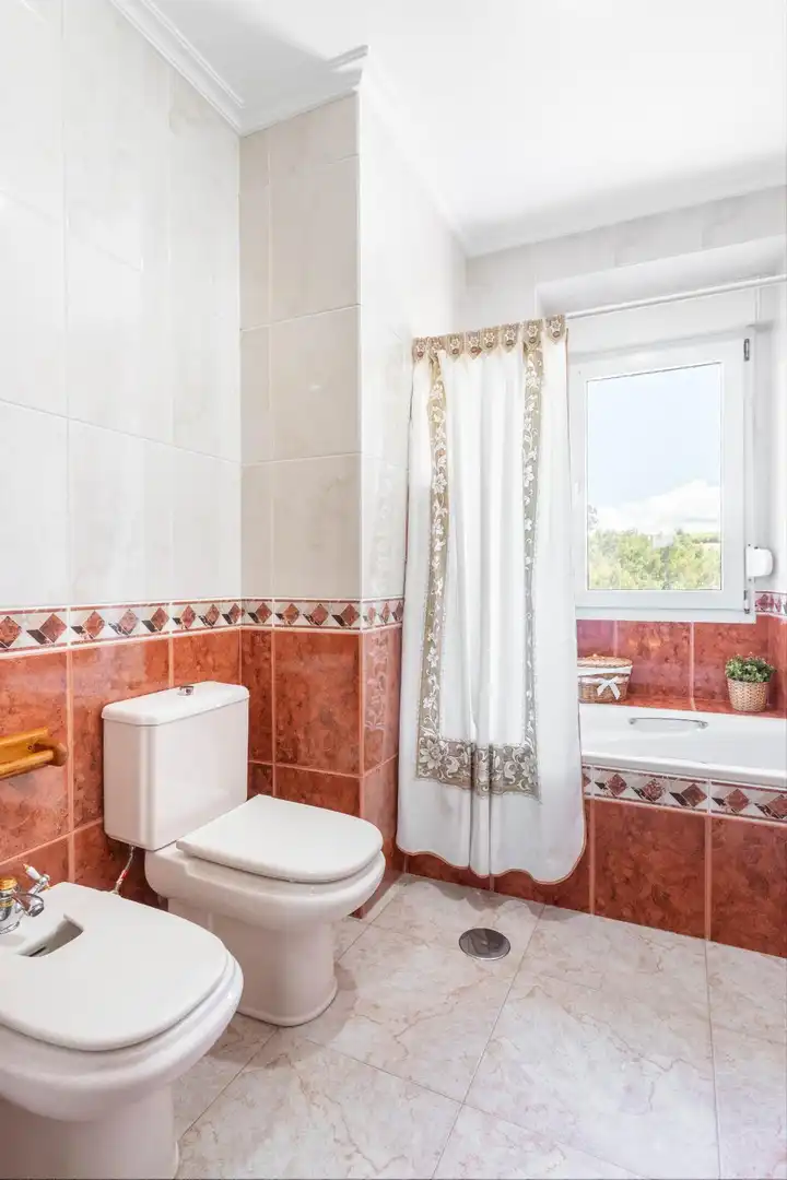 Baño de Casa o chalet en venta en Gozón con Calefacción, Jardín privado y Terraza