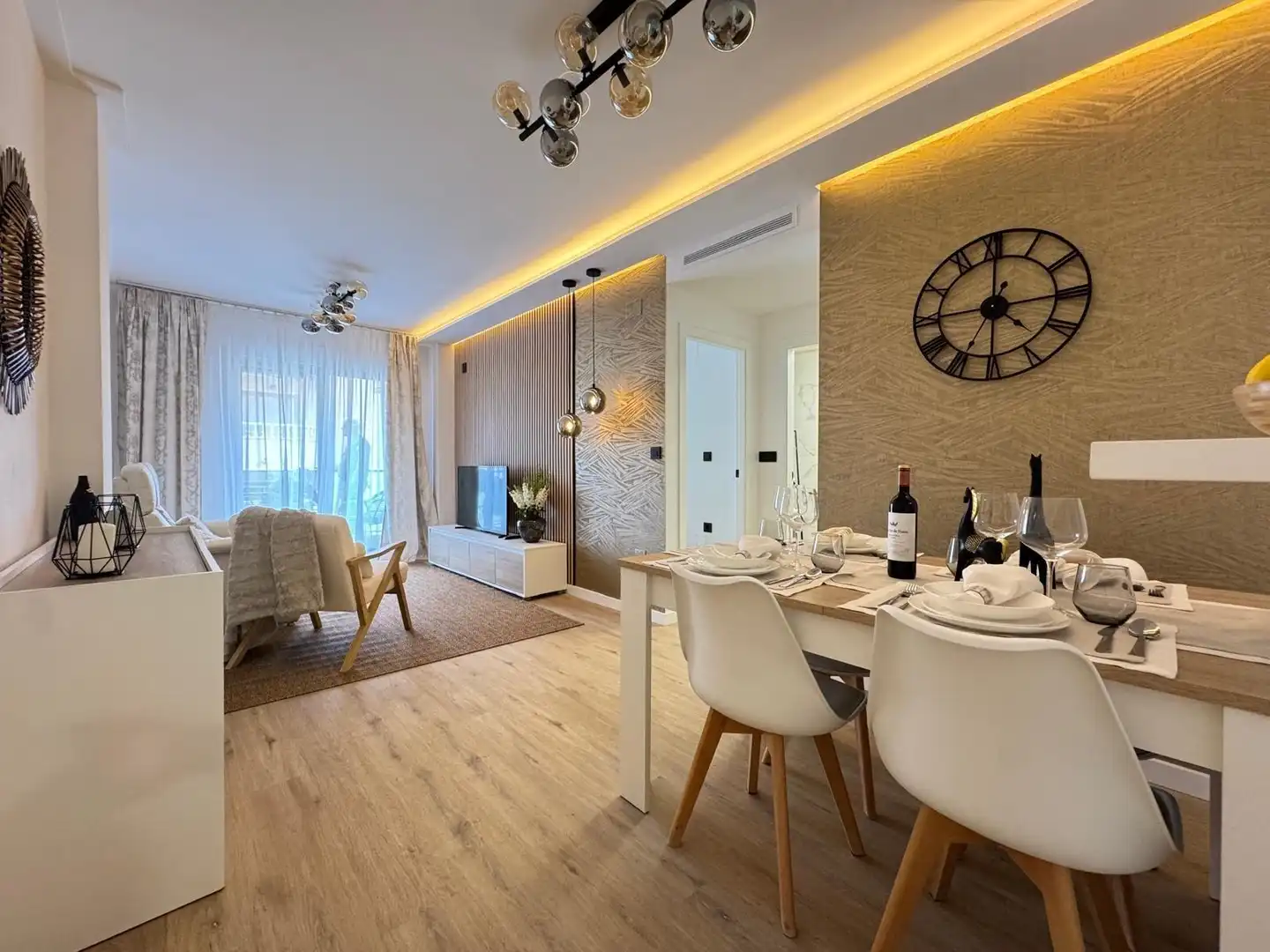 Apartamento con terraza en venta en Calle CAMPOAMOR