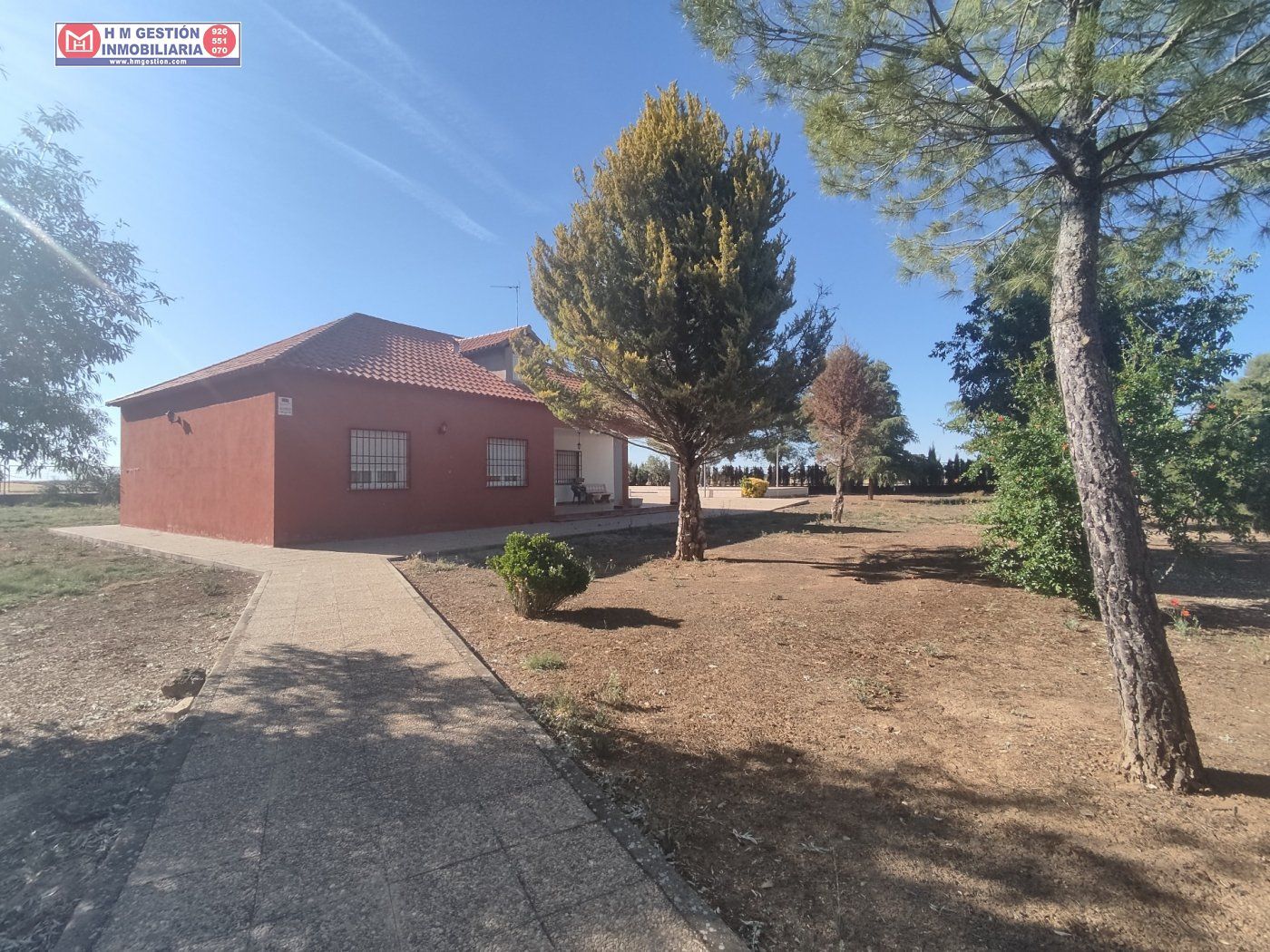 Exterior view of House or chalet for sale in Alcázar de San Juan  with Private garden, Terrace and Swimming Pool
