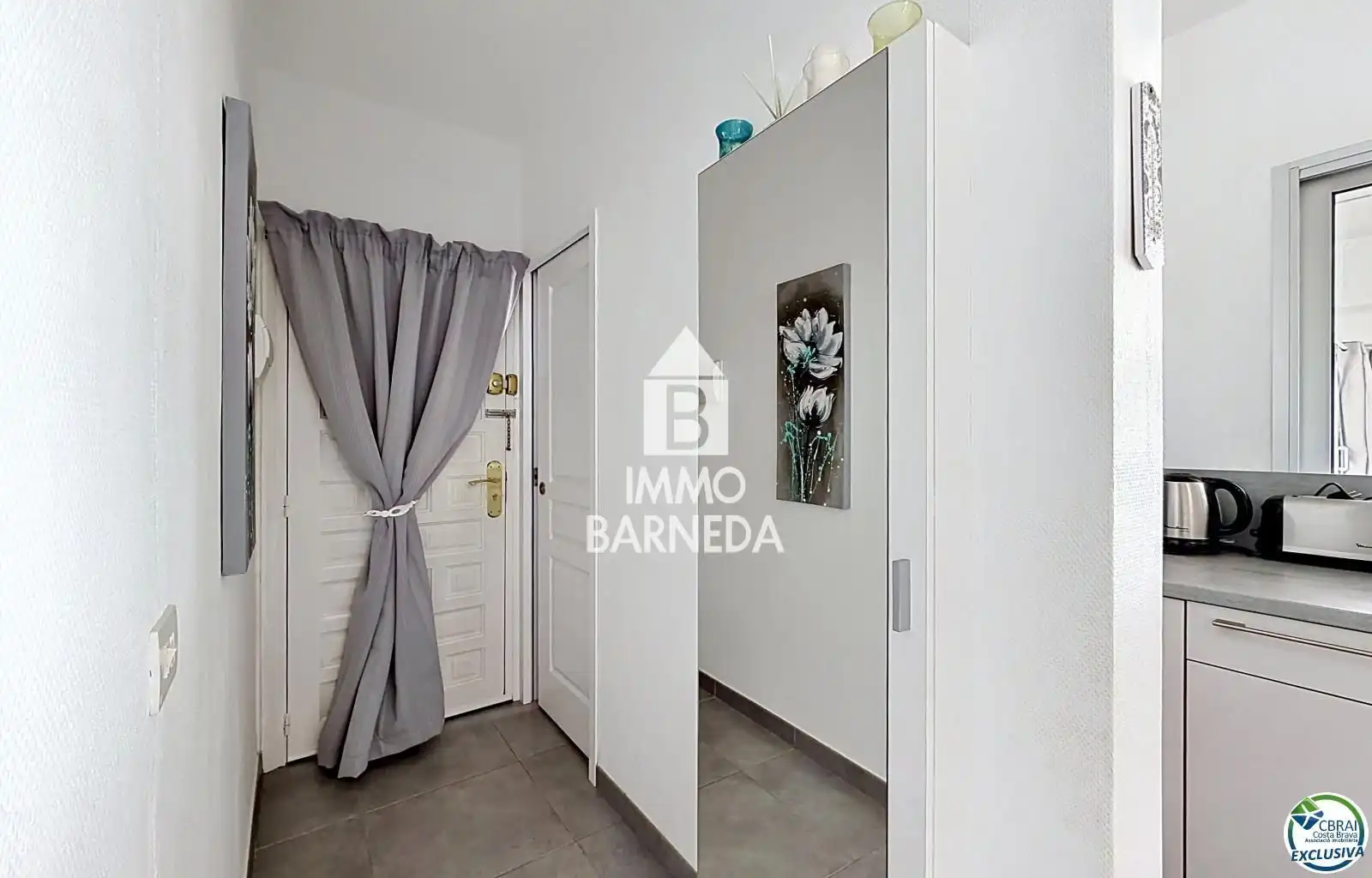 Exterior view of Flat for sale in Roses  with Heating, Terrace and Swimming Pool