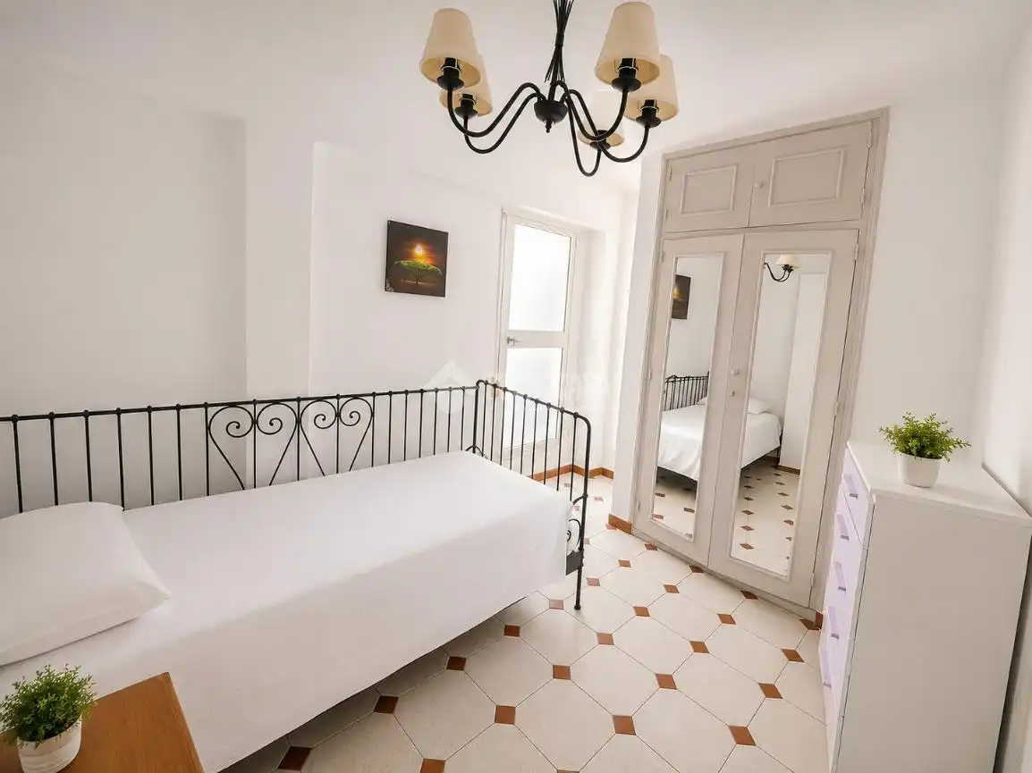 Bedroom of Flat for sale in Marbella