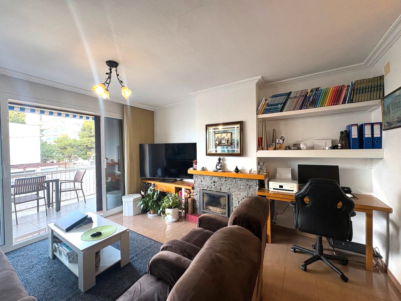 Living room of Flat for sale in Salou  with Air Conditioner, Heating and Parquet flooring