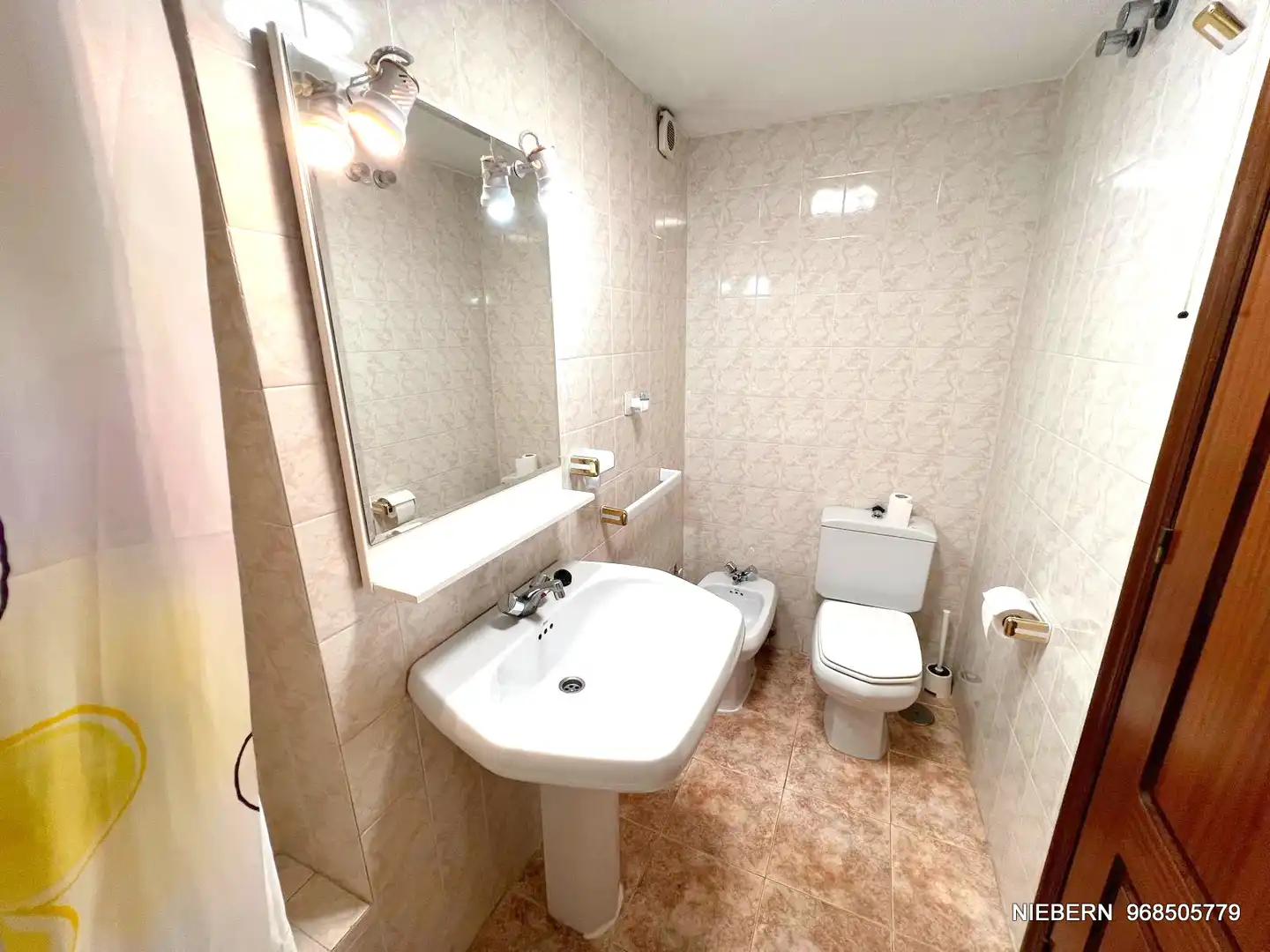Appartamento con terrazza in affitto a Calle Doctor Luis Calandre 18, imagen 53