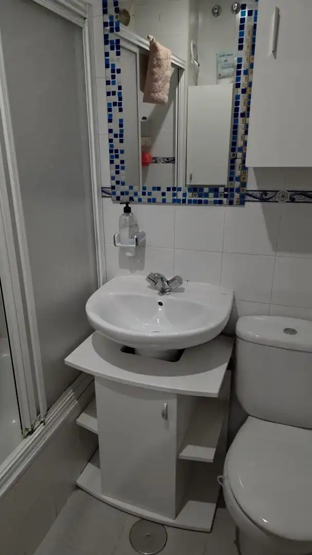 Bathroom of Flat for sale in San Roque
