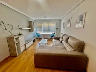 Apartamento de alquiler en Calle Cardenal Aguirre, 1, El Ejido - Santa Ana