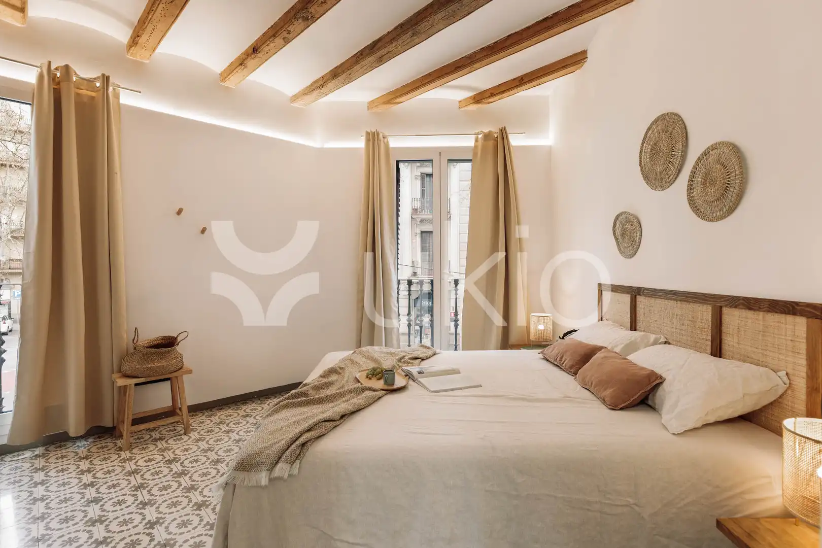 Mini appartamento con terrazza in affitto a Carrer de Manso, imagen 5
