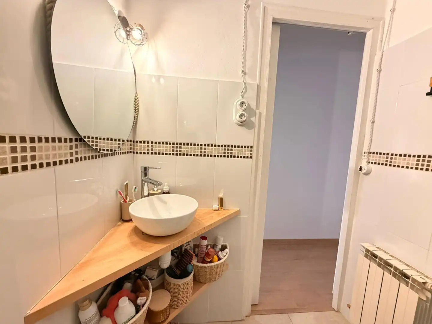 Bathroom of Flat for sale in Granollers  with Air Conditioner, Heating and Parquet flooring