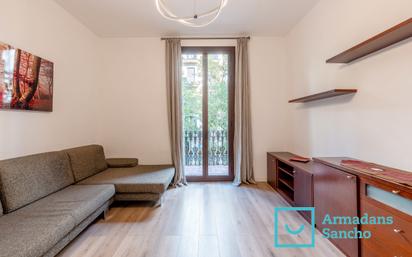 Living room of Flat for sale in  Barcelona Capital  with Air Conditioner, Terrace and Balcony