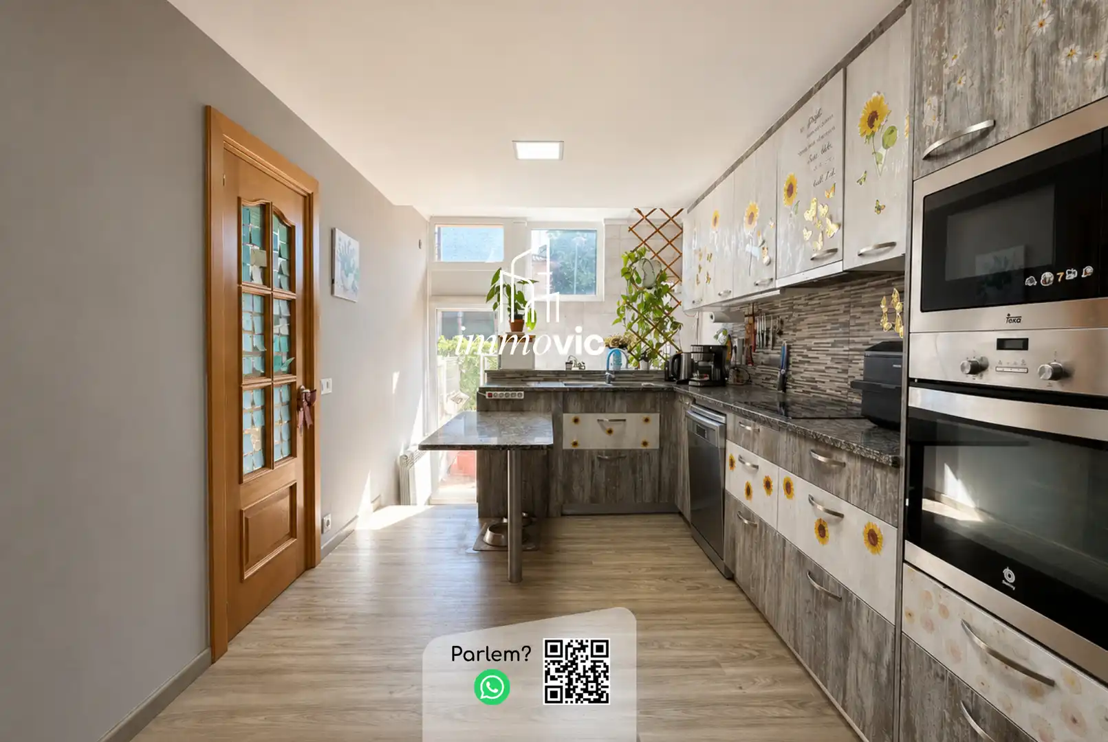 Kitchen of Detached homes for sale in Olot  with Heating, Private garden and Parquet flooring